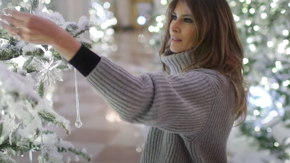 Christmas is coming! First Lady opens up applications for White House holiday volunteering