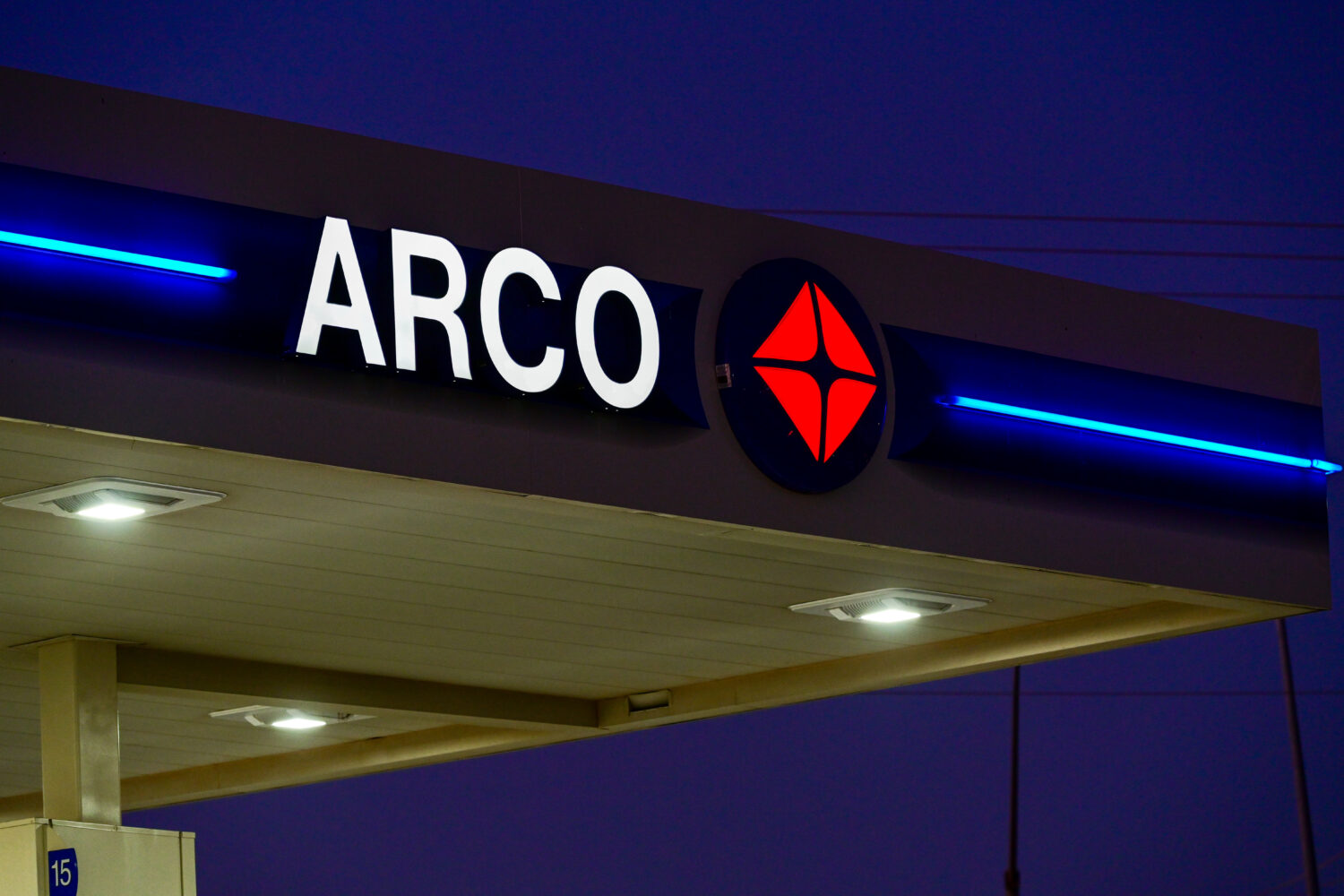 Gas prices drop after holiday weekend, but volatility remains