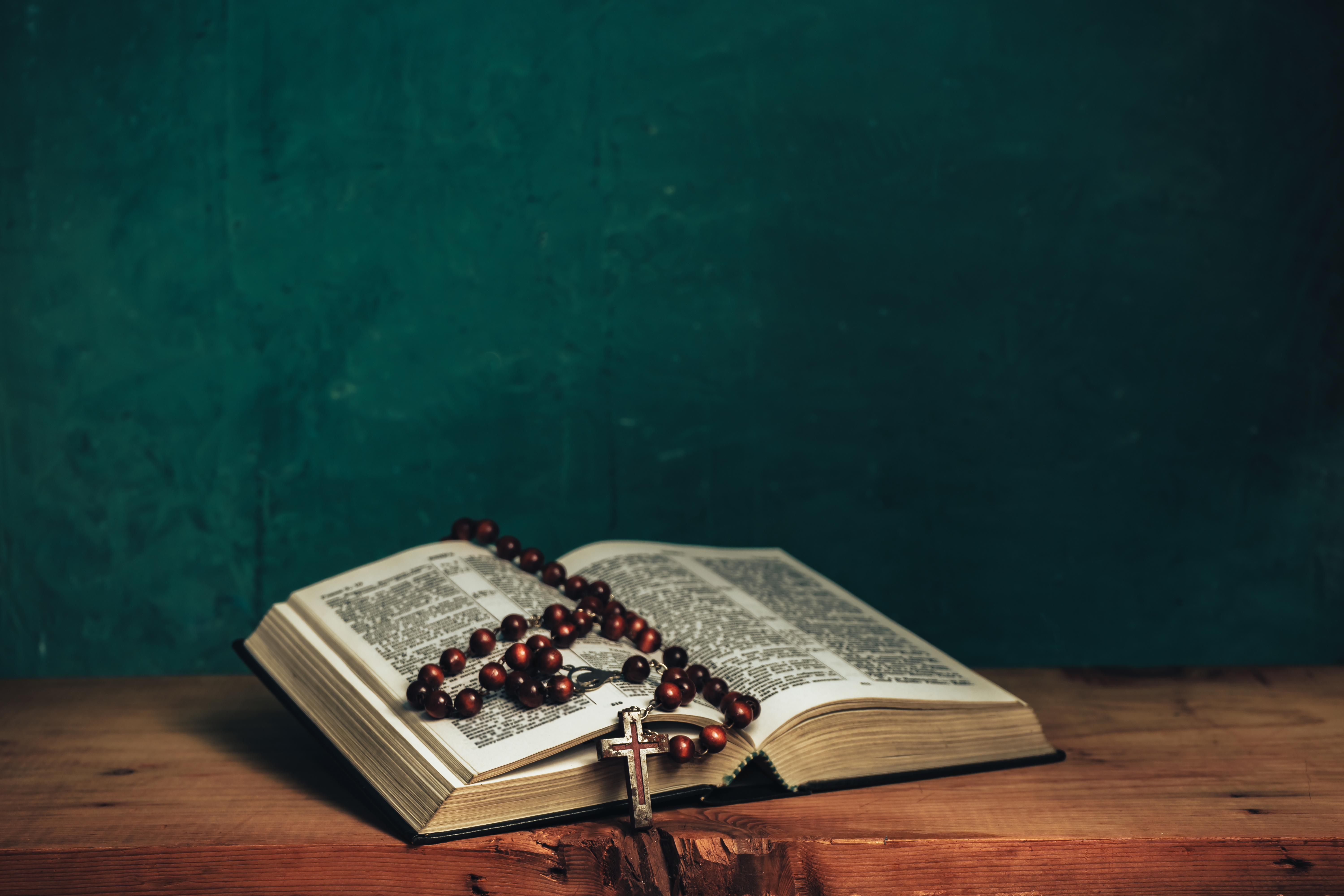 Is the Rosary an extremist symbol, or is the media just dense?