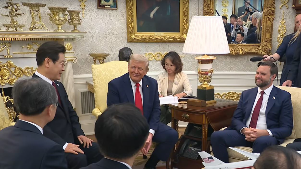 POTUS meets with South Korean president in the Oval Office